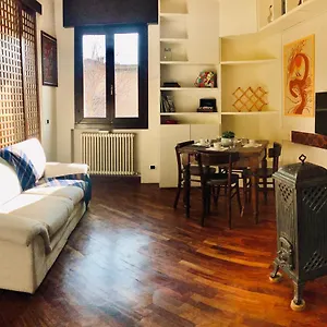  Apartment Dame 4